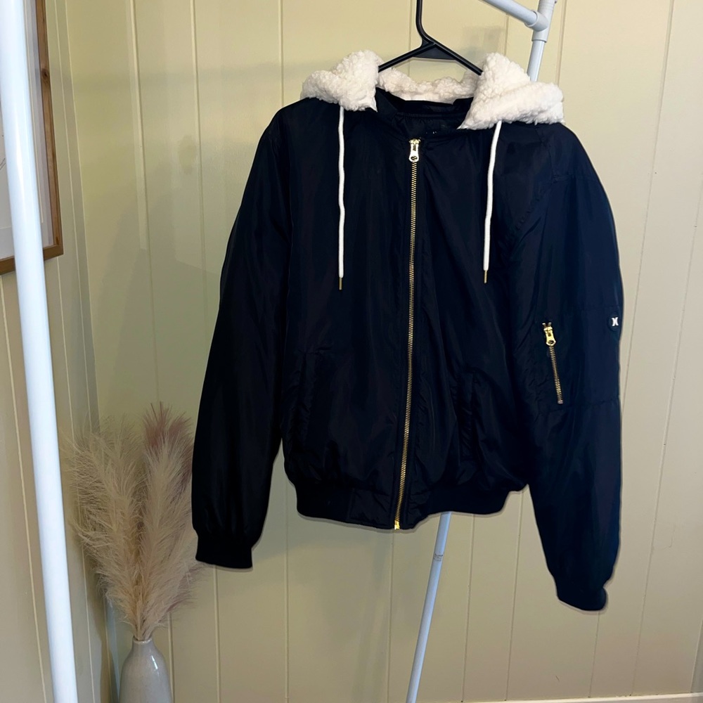 Hurley Puffer Jacket with White Hood